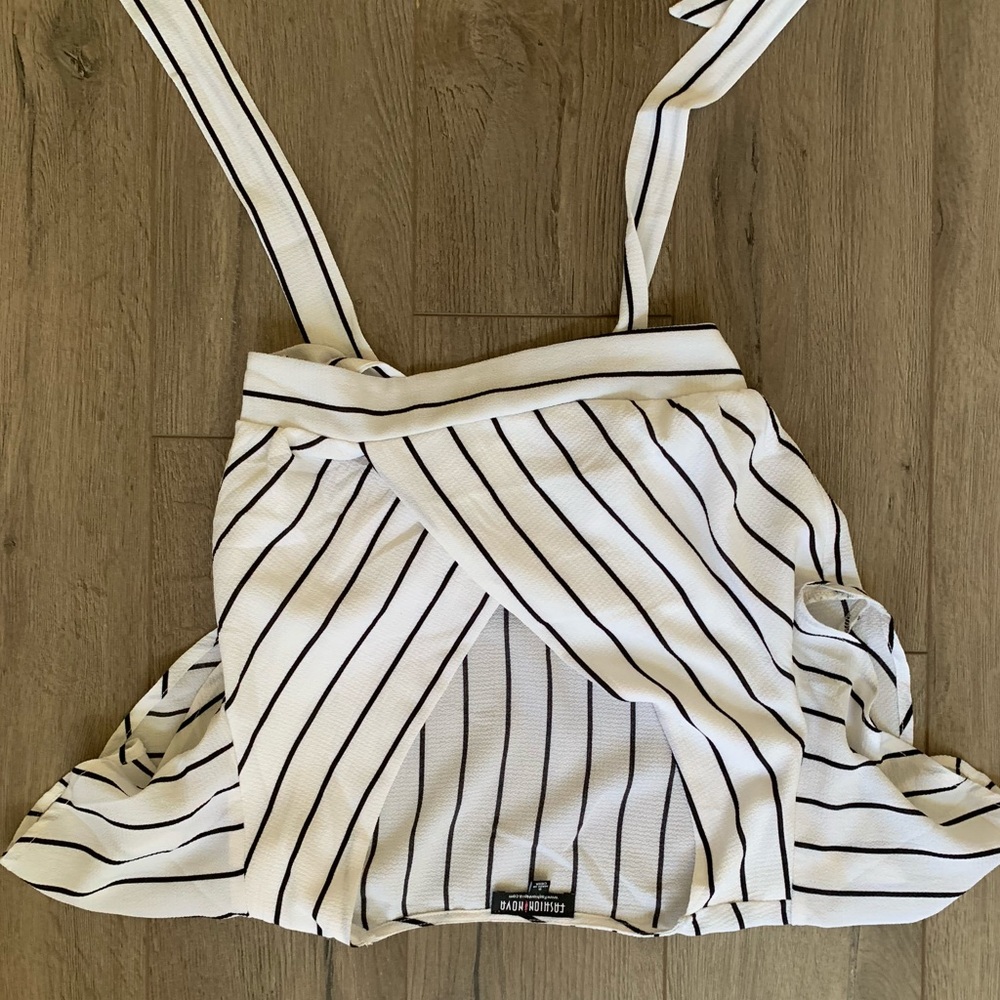 Stripped crop top